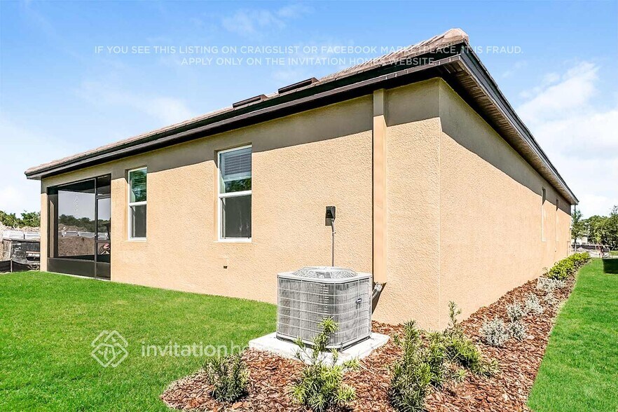 Building Photo - 1745 142nd Ter E