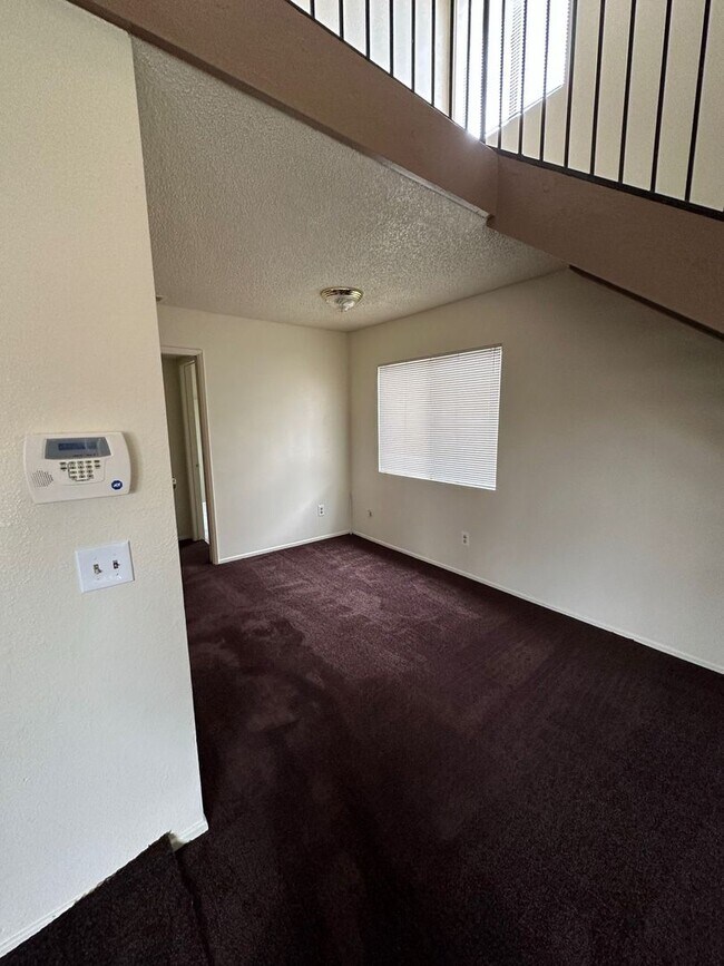 Building Photo - 13677 Caspian Way