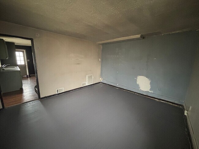 Building Photo - Spring Into Homeownership This April! Looking for a fresh start this Spring?