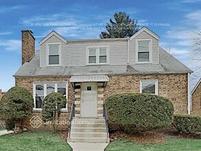 Building Photo - 4015 105th St