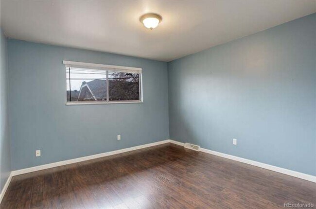 Building Photo - 3125 N Raleigh St
