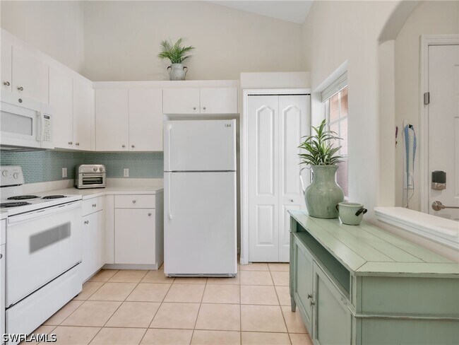 Building Photo - 1295 Sweetwater Cove