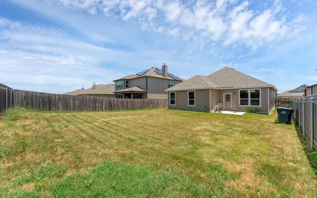 Building Photo - 229 Kennicott Dr