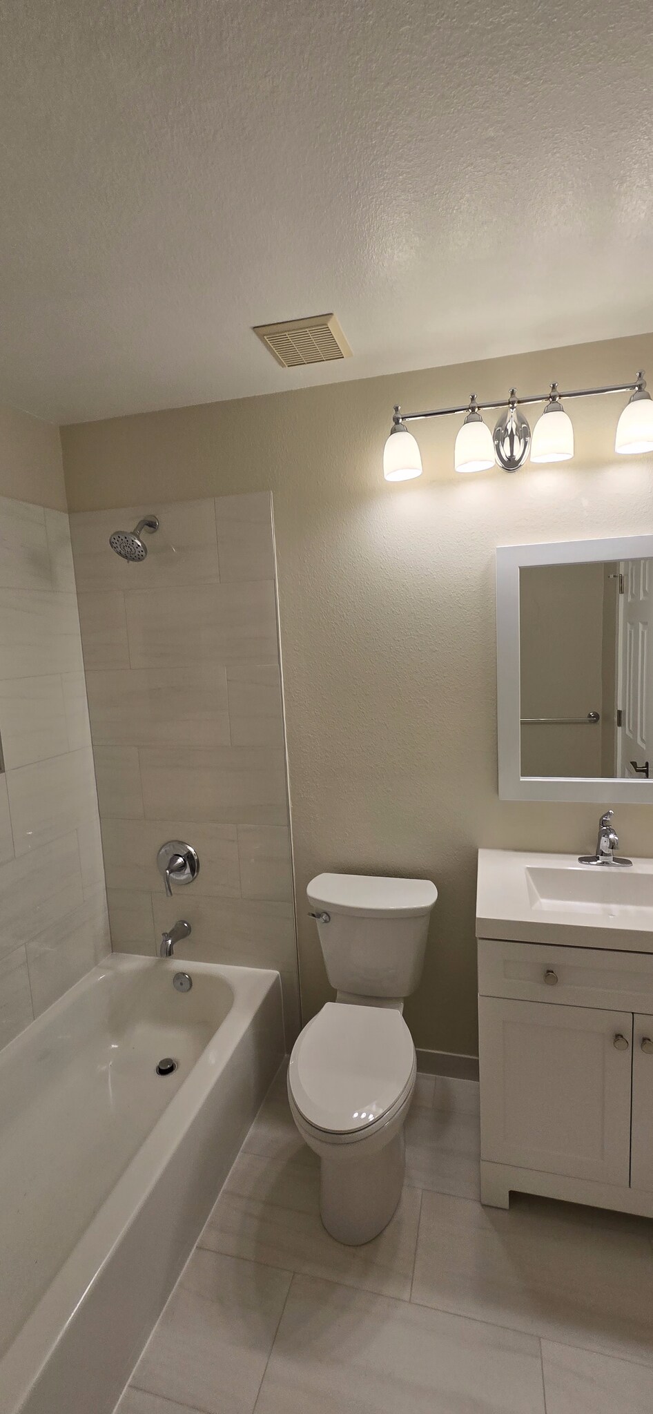 Building Photo - 9824 W Cornell Pl