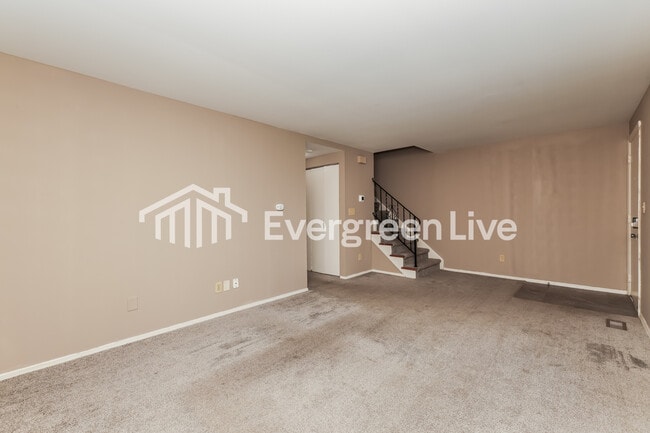 Building Photo - 7552 Mt Whitney