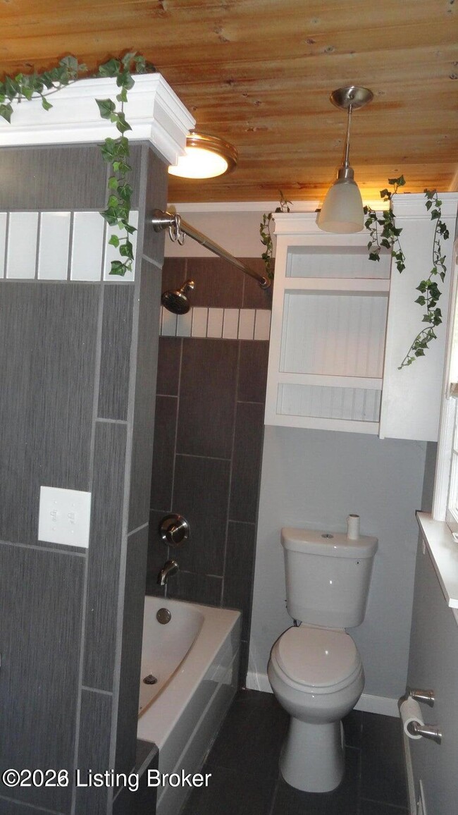 Building Photo - 4202 Berkshire Ave