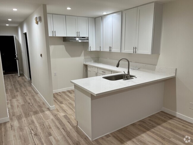 Building Photo - 4510 Bond St