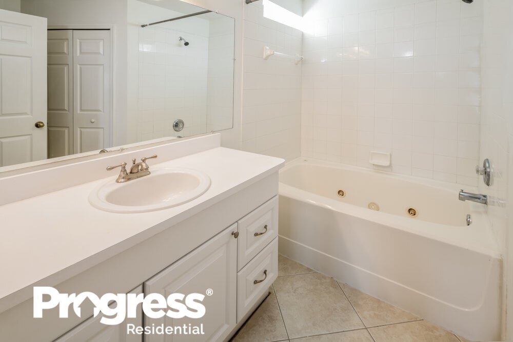 Building Photo - 22723 St Thomas Cir