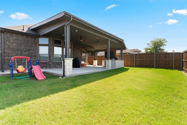 Building Photo - 1706 Celebration Ln