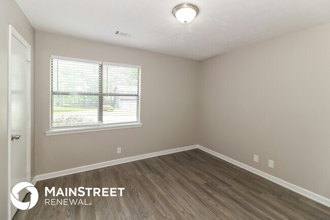 Building Photo - 3470 Valley Oaks Rd