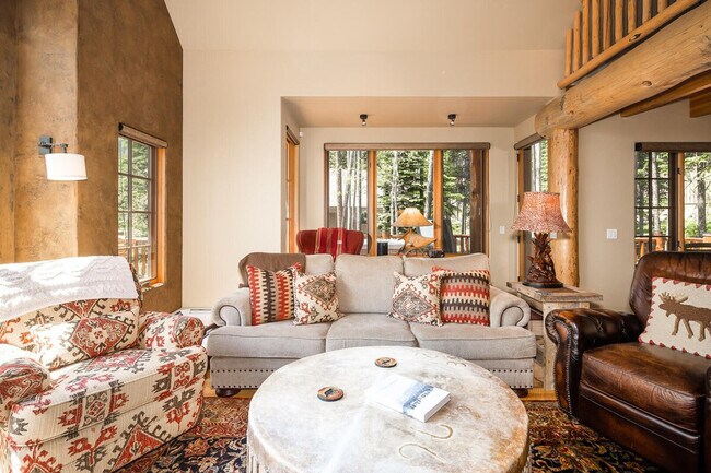 Building Photo - 4 Full Moon Rd