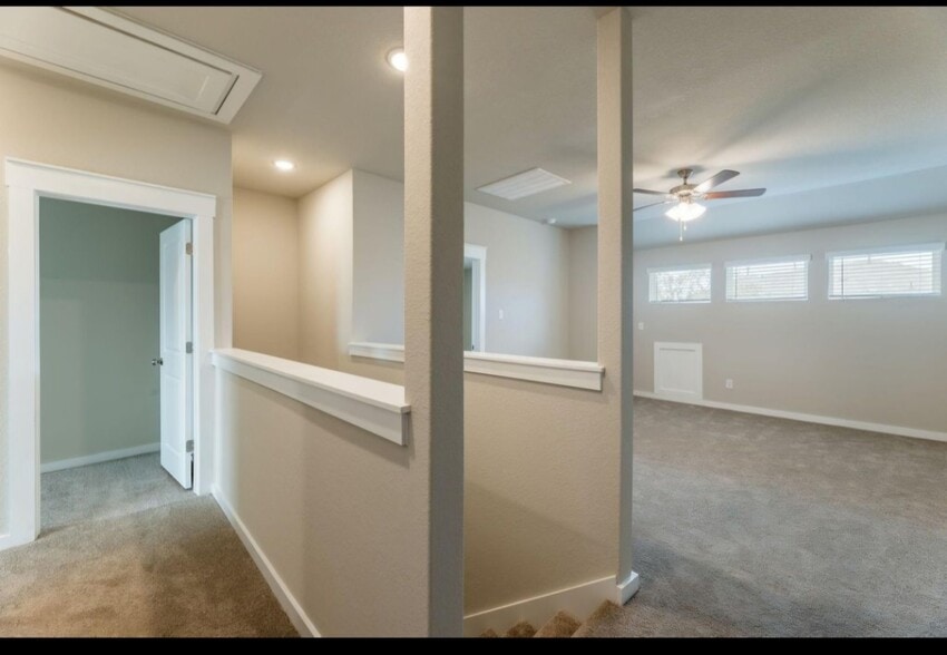 Building Photo - 1527 Fenton Hill Dr