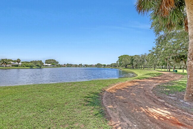 Building Photo - 1301 Sun Terrace Ct