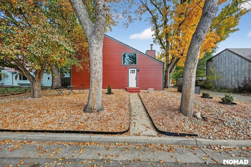 Building Photo - 4468 Driftwood Pl