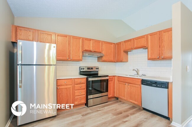 Building Photo - 1527 Berkhard Dr