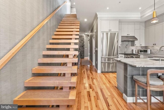 Building Photo - 1224 R St NW