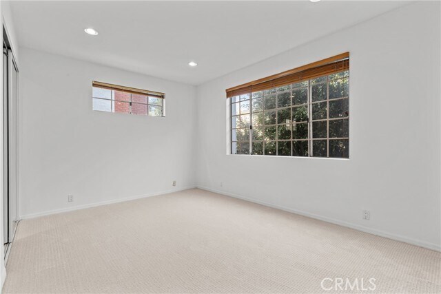 Building Photo - 1601 Hilts Ave