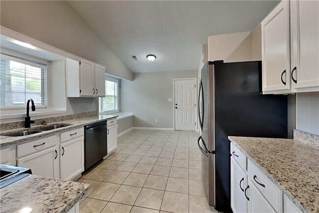 Building Photo - 4018 River Rock Way