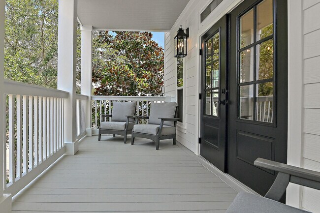 Building Photo - 18 Playalinda Court