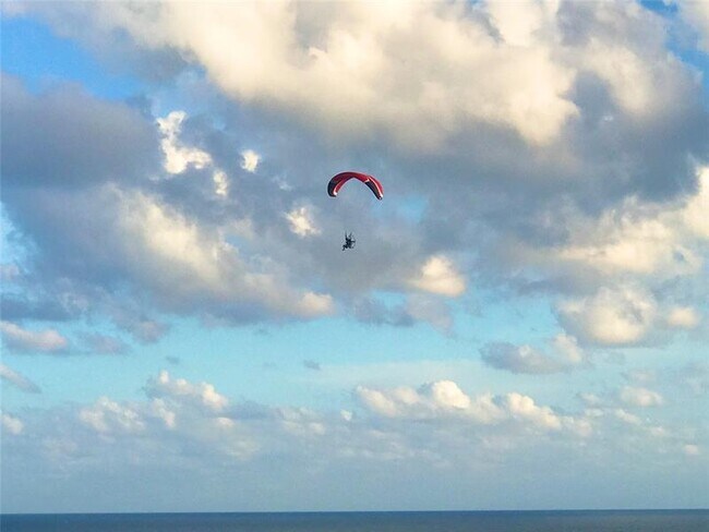 Building Photo - 750 N Ocean Blvd