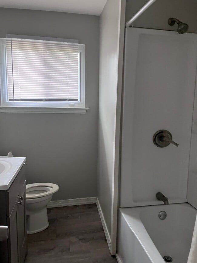 Building Photo - Cozy 2-Bedroom Ranch Home – Classic Brick ...