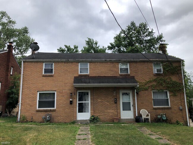 Building Photo - 2 br, 1 bath Townhome - 410 Hulton Rd