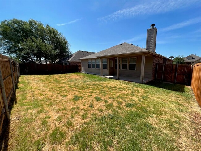Building Photo - 922 Fulbourne Dr