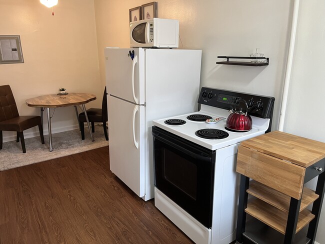 Building Photo - 104 Lewiston Rd