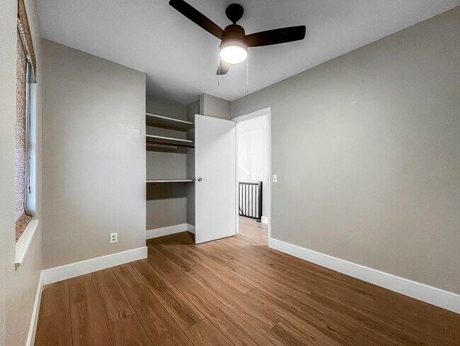 Building Photo - 1117 Dauphine Ln