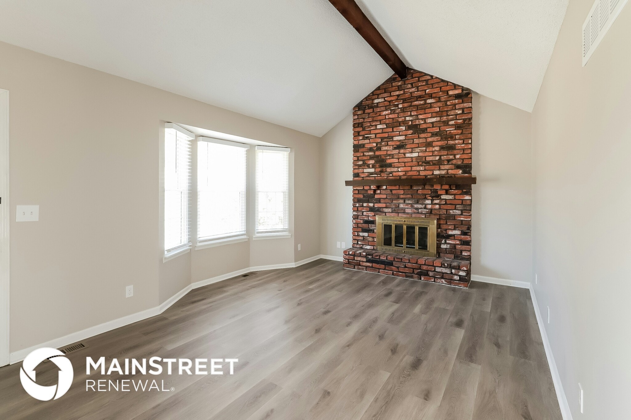 Building Photo - 7641 N Stoddard Ave