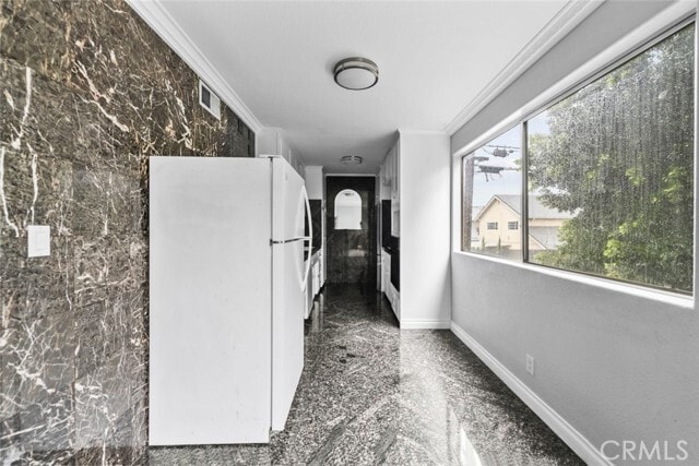 Building Photo - 6160 Whitsett Ave