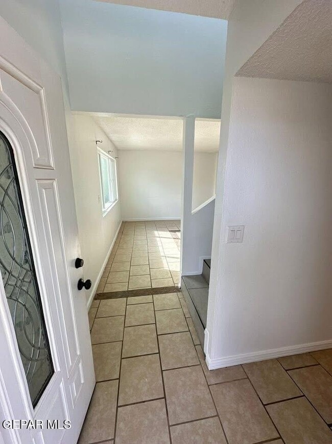 Building Photo - 2509 Red Sails Dr