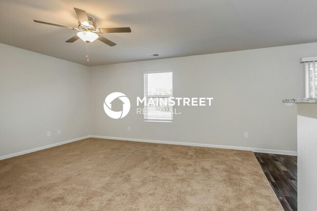 Building Photo - 3 Bedroom Pet-Friendly Home in Zebulon, NC with Main Street Renewal