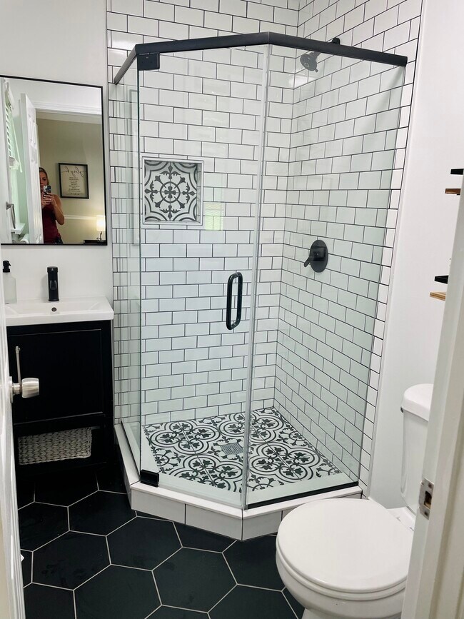 Building Photo - 6968 Corydon Ridge Rd NE