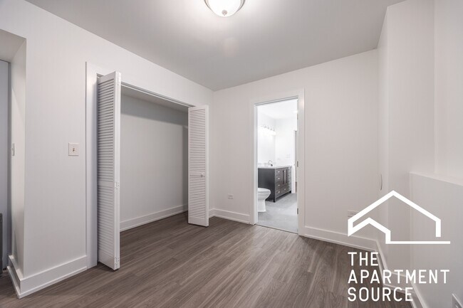 Building Photo - 1836 S Carpenter St