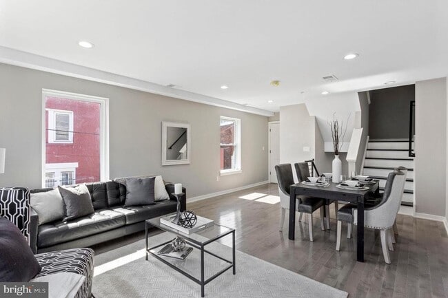 Building Photo - 1412 S 22nd St