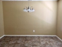 Building Photo - 16115 Catbird Ct