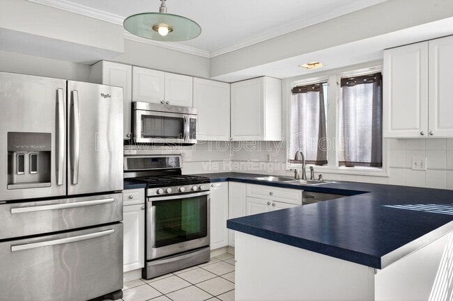 Building Photo - 3644 Vago Ln