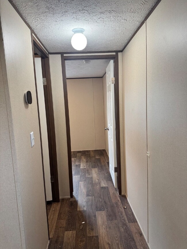 Building Photo - 2 bed 2 bath in Fair Play