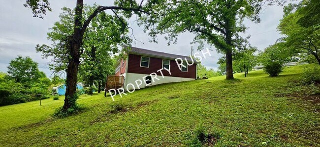 Building Photo - 3229 Westonia Dr