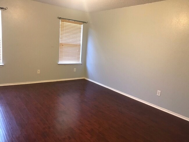 Building Photo - 3820 Bandera Ranch Rd