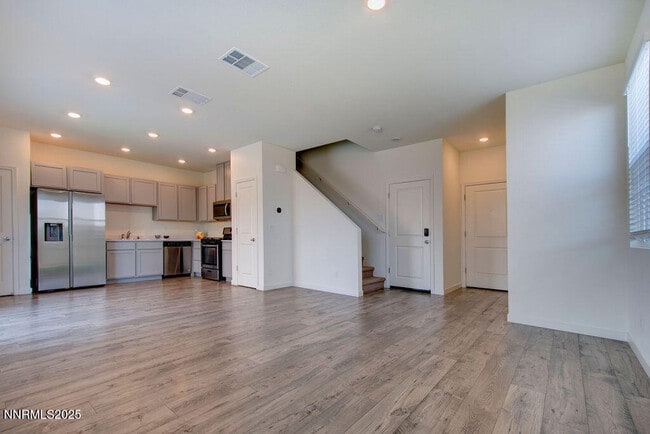 Building Photo - 604 Selene Moon St