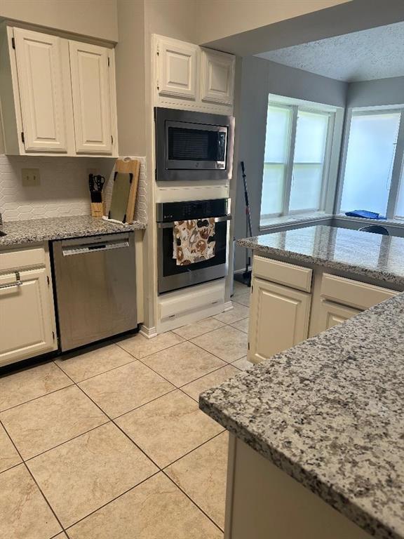 Building Photo - 3826 Carya Cir