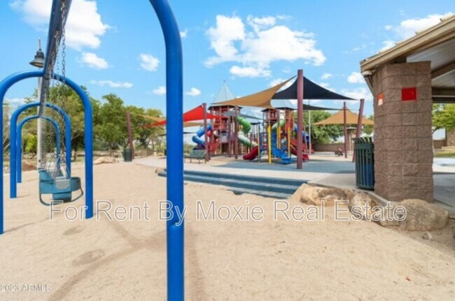 Building Photo - 8499 W Sonoma Way