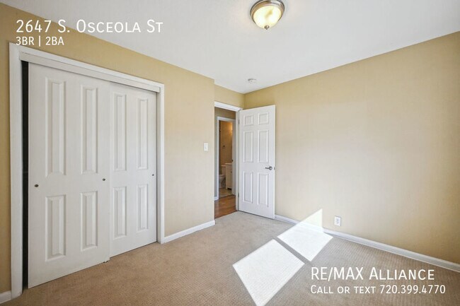 Building Photo - 2647 S Osceola St