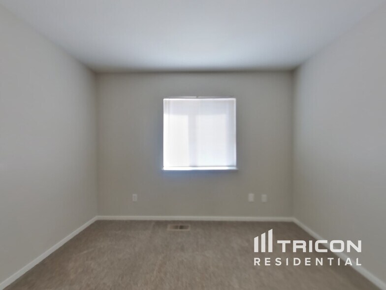 Building Photo - 18196 Almondleaf Ct