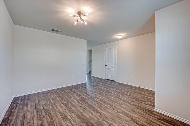 Building Photo - 24123 Noble Darcy Ln