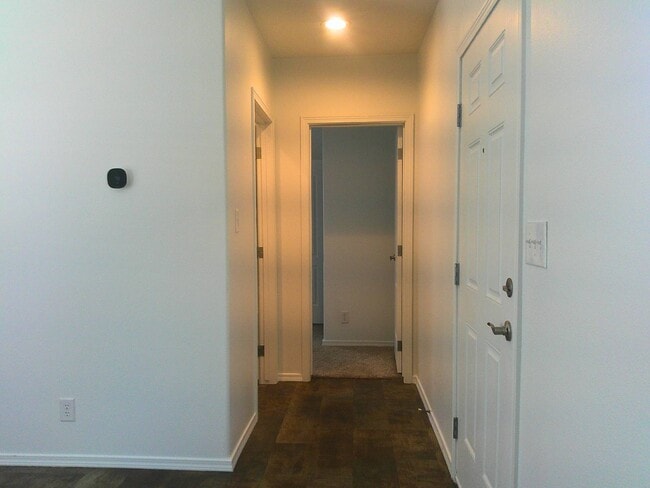 Building Photo - 4100 N Romero Rd