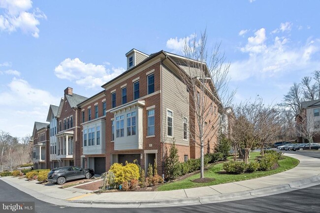 Building Photo - 131 Bytham Ridge Ln