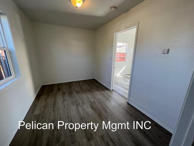 Building Photo - 2129 Orchard Ave